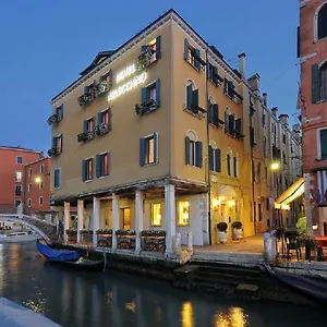Hotel Arlecchino, Venedig